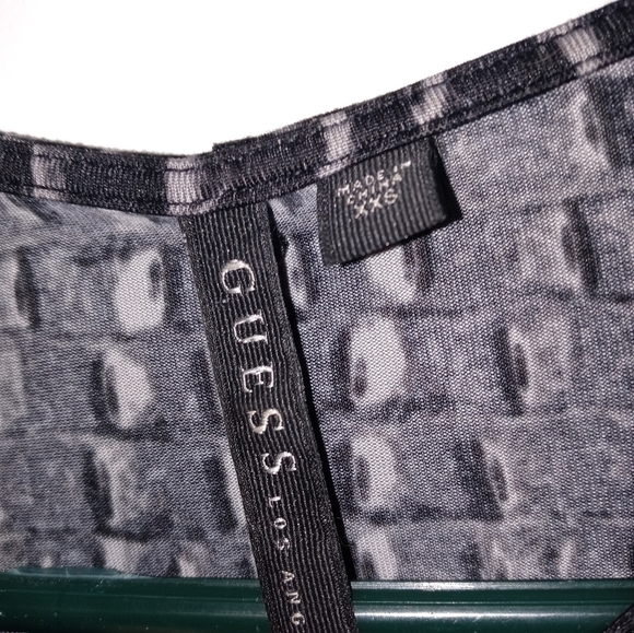 Guess Women's Double metallic
Gothic biker “CHAINLINK" tunic tank black Gray XXS - Picture 6 of 13